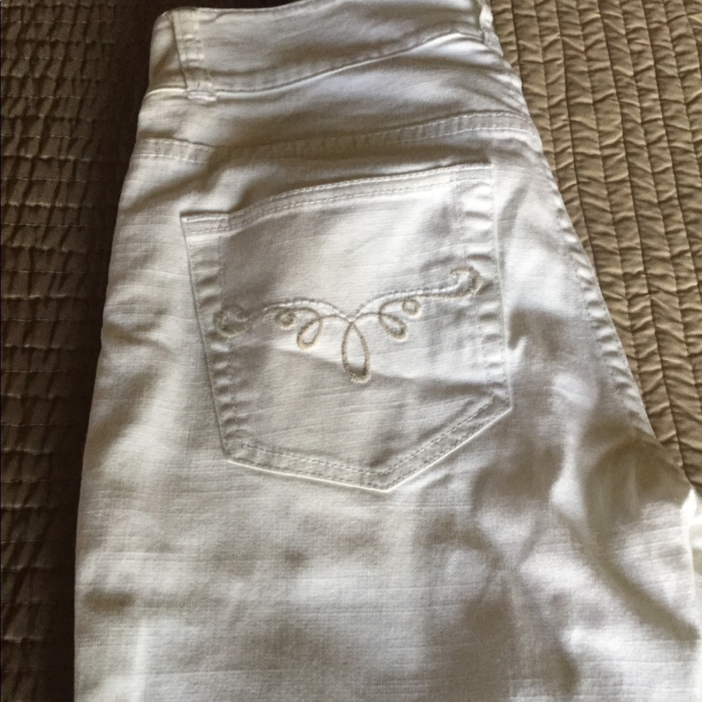 London Jean white size 2